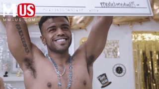 Jerkaoke - Violet Myers and Troy Francisco Compete In Sexy Games For $1000