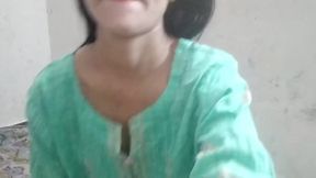 Indian college girl ko paise dekar pure kapde utar kar pel diya