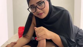 Religious Muslim Stepsister Puts Her Beliefs Aside to Try a Cock