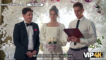 Wedding day wifey gets nailed at her own celebration