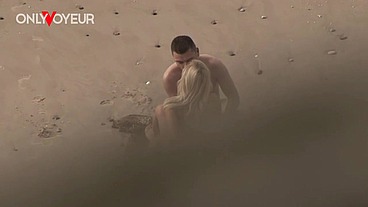 Beach Voyeur Films Blonde Slut Swallowing Cum After Riding Her Lover