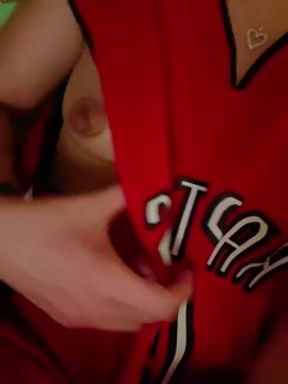 Toronto raptors fans flashing
