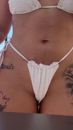 PUBLIC BLOWJOB TO MY ASSISTANT BUT WE GOT CAUGHT   Clip 2