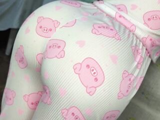 My stepdaughter is still a virgin and always wears pajamas, pajamas that are constricted around her large butt. This day this babe said me: "Bang me with my raiment on but don't put it in me" (Over eighteen)