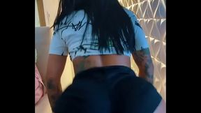 Mc Mirella gostosa dan&ccedil_ando de shortinho