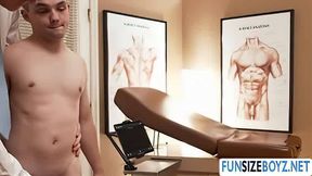 Fuckiny my friends ass while im duty in the clinic