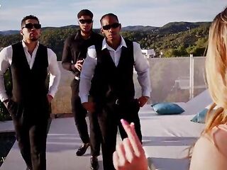 Unexpected 3 BBC Group-sex During Photoshoot,Irish Snowbunny Tina Snow Piddled On & Destroyed