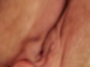 Trixxy Fates fingering fat pussy in bath