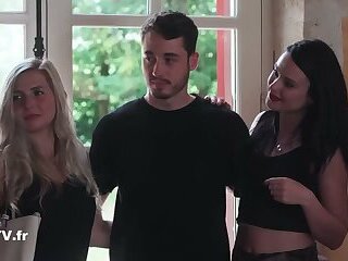 Sexy french threesome with Chloe Duval and Alice Drake