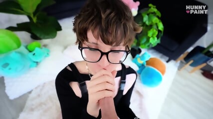 Pretty Femboy Loves Sucking & Swallowing
