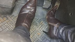 Brown pointy Leather Ankle Boots pedalpump