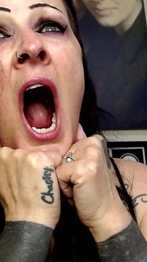 Big Titty MILF Yawning