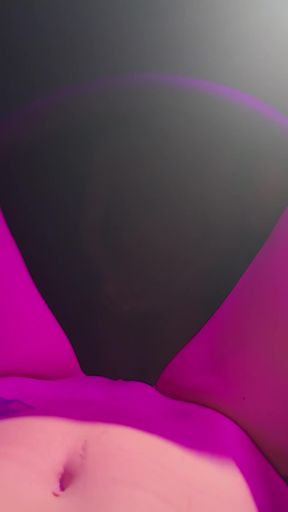 Curvy couple tries reverse gloryhole for the first time
