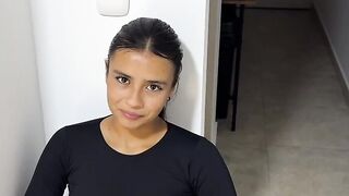 Hillary Taylor Gives A Sloppy Blowjob And Gets Promoted To Pornstar Status