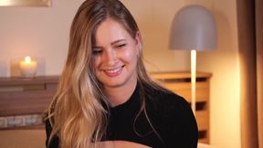 Pretty Woman Strokes Pussy