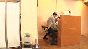 Too Many Glances, Too Much Tension - Inside the Salon Where Eyes Always Meet