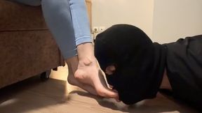 Sensual Foot Worship & Foot Domination by Goddess Adriana