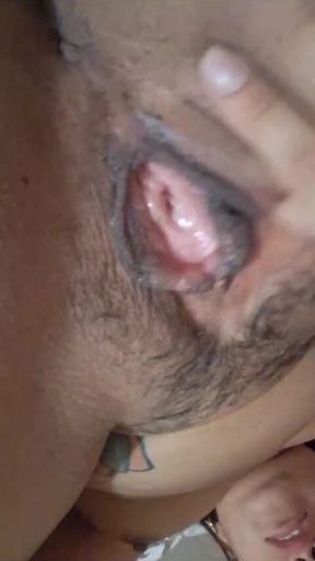 Profesora cachonda con tetas pequeñas