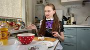 SFW JillJillMeow cooks Greek Salad