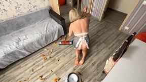 Slippery floors mean difficult cleaning WMV