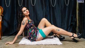 ”UK TGIRLS - Octavia Fox Reveals Her Seductive Beautiful Babe”