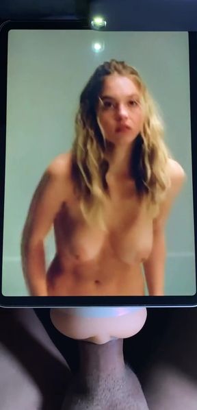 Celeb Sydney Sweeney enjoys male masturbation with a fleshlight goon