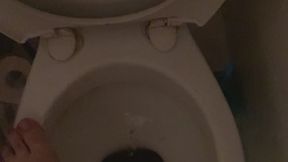 Pissing on My Foot in a Dirty Motel Bathroom – Can You Last a Minute?