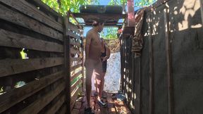 Outdoor Shower Couple