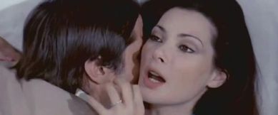 Edwige Fenech - La signora gioca bene a scopa (1974)