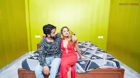 Two hot babes share lucky guy in FFM threesome
