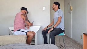 Ele queria apenas fazer o seu trabalho na avalia&ccedil_&atilde_o f&iacute_sica,por&eacute_m eu acabei comendo e leitando meu professor - Completo no XVIDEOS RED e no SHEER - sheer.com/thalesbotelho