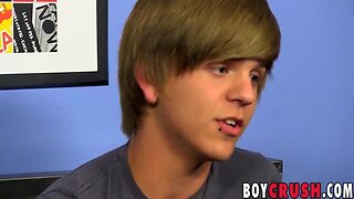 Good looking twinkie strokes his cock after giving interview