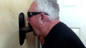 ”Ebony Guy Gives Gloryhole Cum Facial”