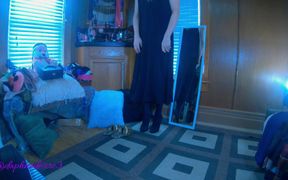 Daphne Practices Walking in High Heels and Cums for You