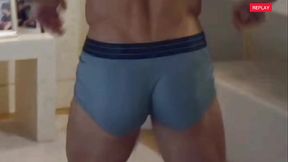 CRISTIANO RONALDO DE CUECA MOSTRANDO TUDO! GOSTOSO DEMAIS!