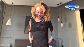 Round ass Russian girl offered her pussy before breakfast (POV)