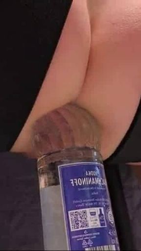 Bottle in both holes for squirt