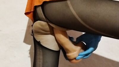 SKINNY BUT I NEED A BIG DILDO