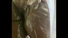 Squirting & washing my ass