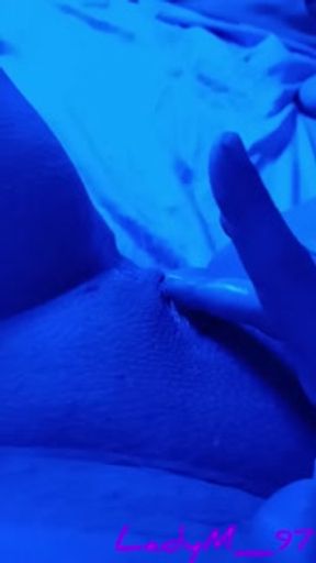 Solo masturbation squirt