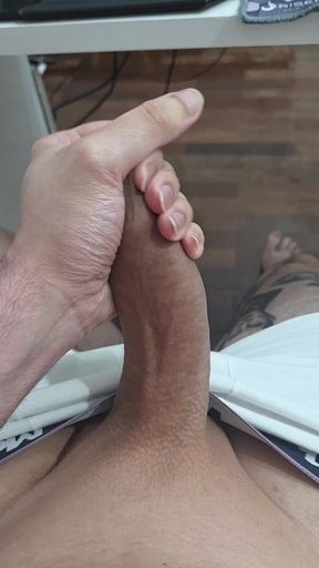 HOW BIG IS MY DICK? MY NEW ONLYFANS: LKINGSBR1