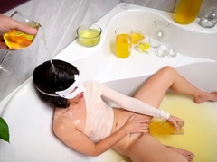 PissPlay Bruce And Morgan Piss Bath