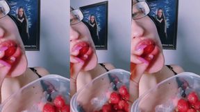 Asmr Strawberry Eating - Asmr, Eye Glasses, Gianess, Lipstick, Big Lips, Mough, Food, Face Fetish, Long Nails