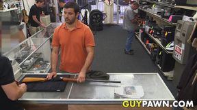 Pawnee rides cock to avoid walking out of the shop broke