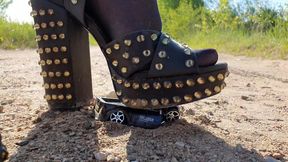 Tiny Toy Car Crush in Green Platform Heels WMV