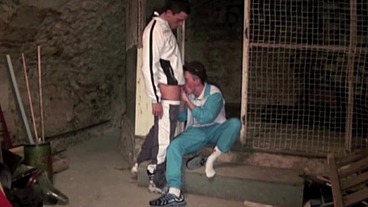 637 submissed in sneaker by a top dominant in jogging