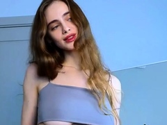 Amateur Webcam Teen Masturbates And Teases