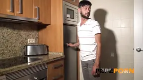 Busty blonde Perla Rubia squirts and gives a deepthroat blowjob