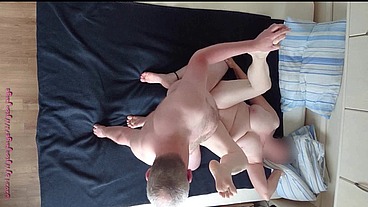 Nylonjunge trifft Notgeile Oma 3.2 ** Ficken **