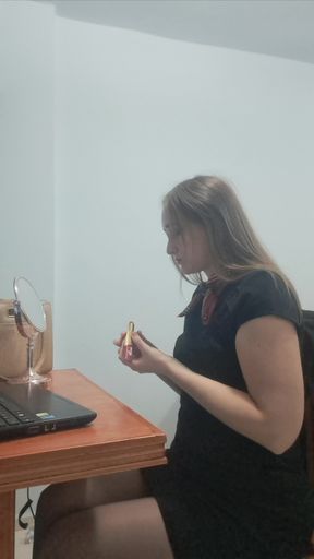 Secretary Lets Herself Be Recorded Making a Hot Video Call to Her Boss at Work